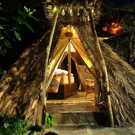 Luxury tent Mazo The Glamping Lodero